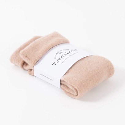 Turtle_Doves_Cashmere_Fingerless_Gloves_BLUSH_1